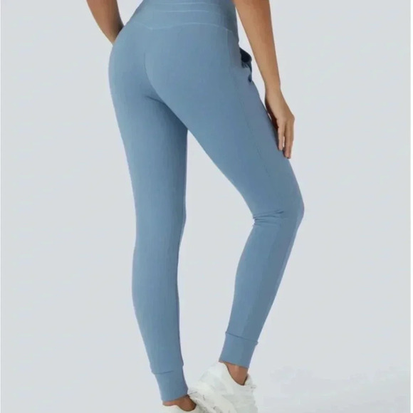 Halara softlyzero plush high waisted drawstring joggers - Picture 2 of 4